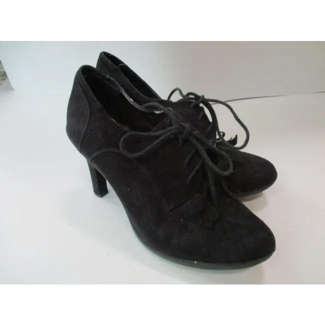 Tahari Black Mod Suede Lace Up Almond Toe Bootie Pumps Size Us