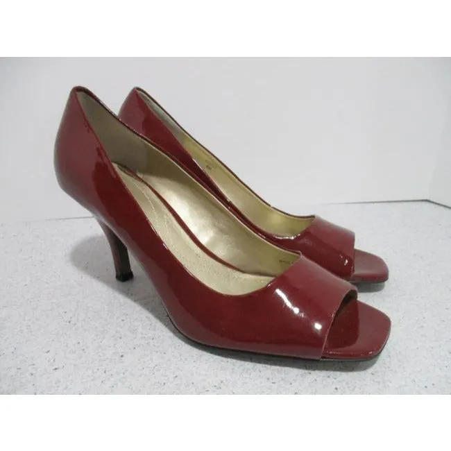 Tahari Red Patent Riddle Peep Pumps Size Us
